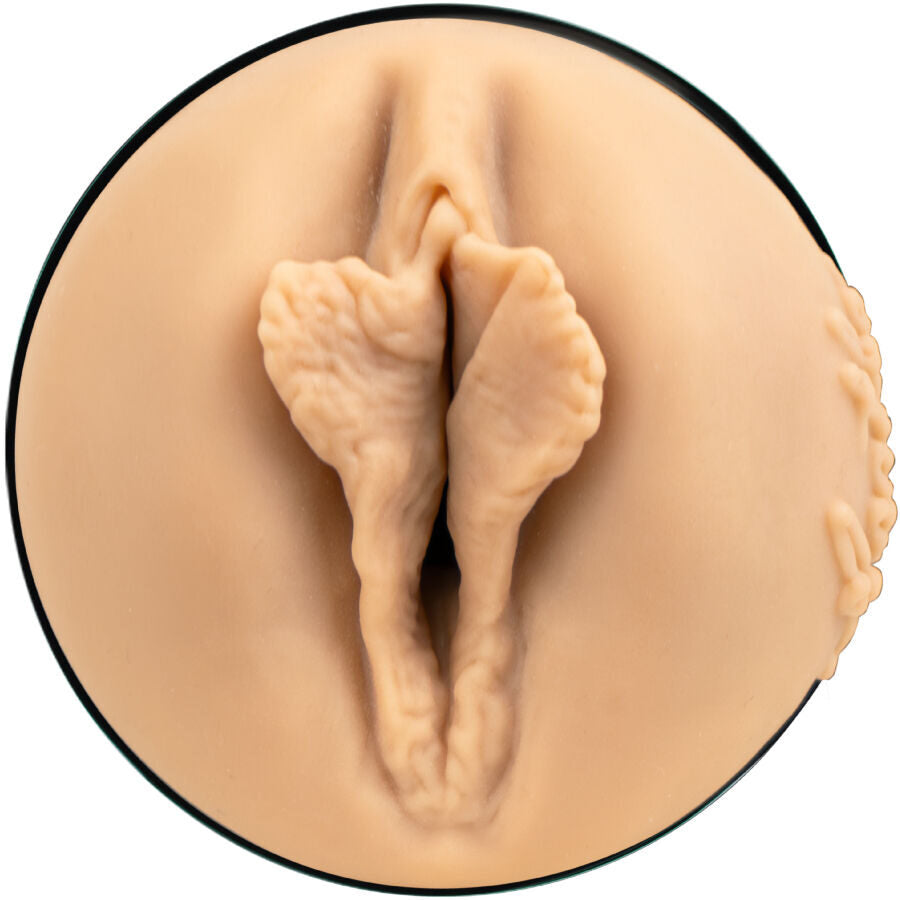 Kiiroo - Feel Agatha Vega