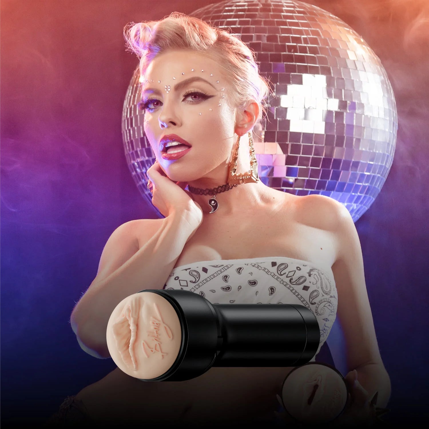 Kiiroo - Feel Britney Amber