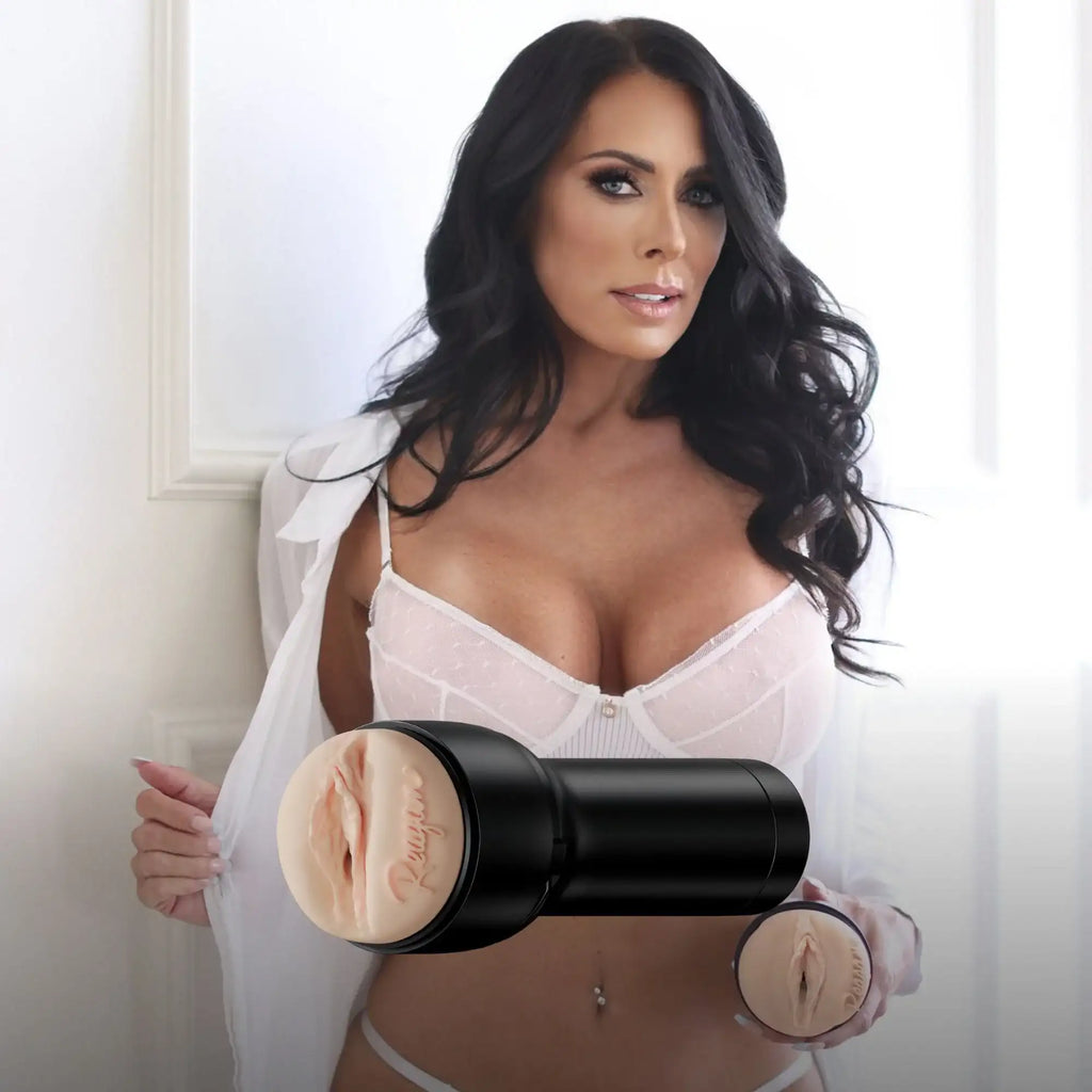 Kiiroo - FeelReagan - Masturbator (Stroker)